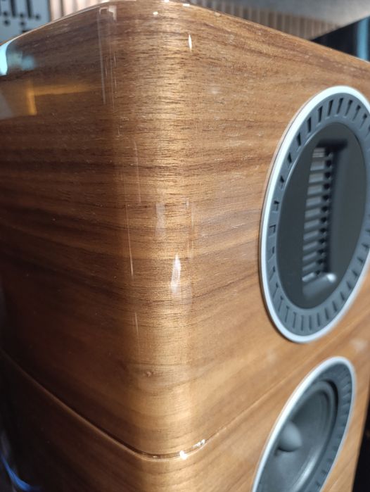 Kolumny głośnikowe Wharfedale Elysian 2