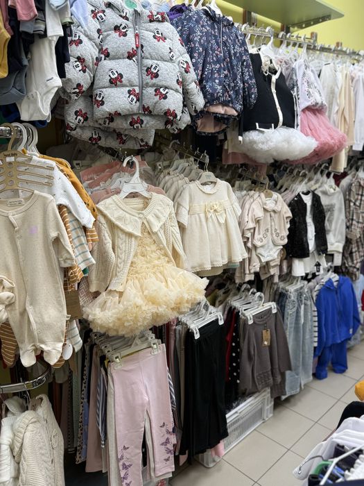 Продається  готовий бізнес дитячого одягу