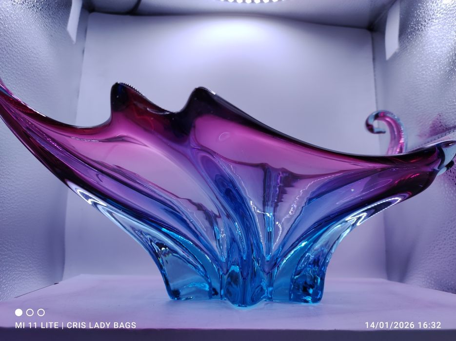 Centro de Mesa em Vidro Murano Azul e Rosa  com 43 cm de largura  Nova