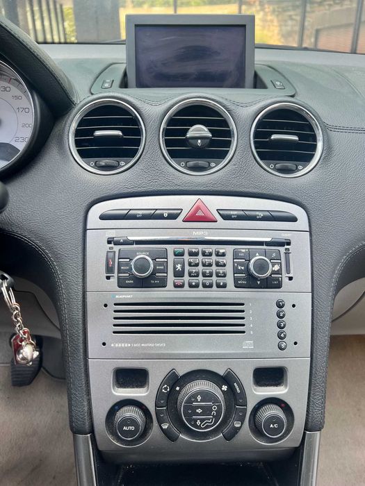 Peugeot 308 do ano 2007 a GPL