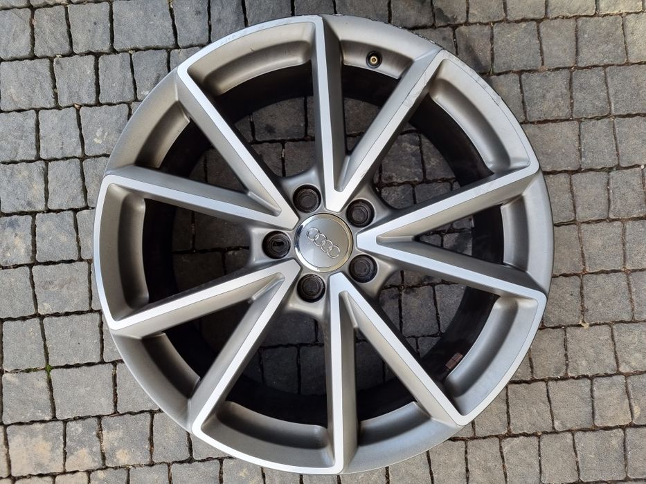 5x112 19 Alufelga Audi A3 S3 8V0.601.025 Oryginał Audi 8jx19H2