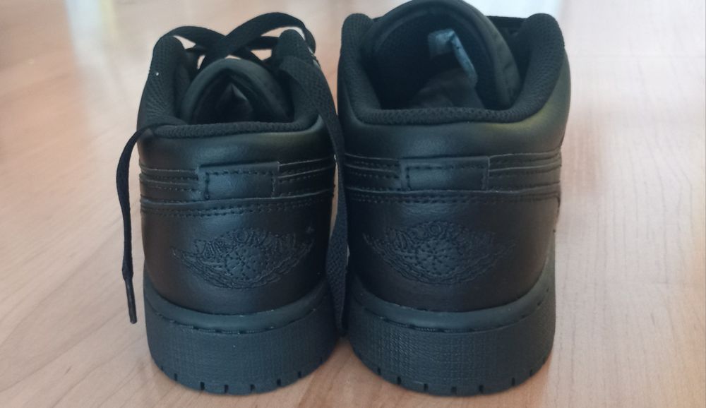 Ténis Nike Jordan Low All Black (NOVO)