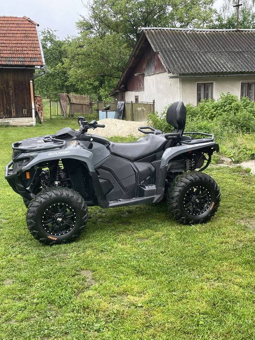 Can am. Outlander
