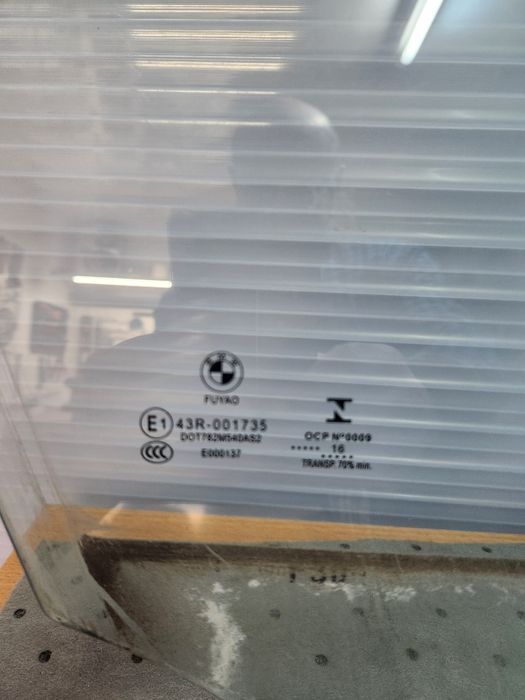 Vidro porta bmw f31 drt frente original