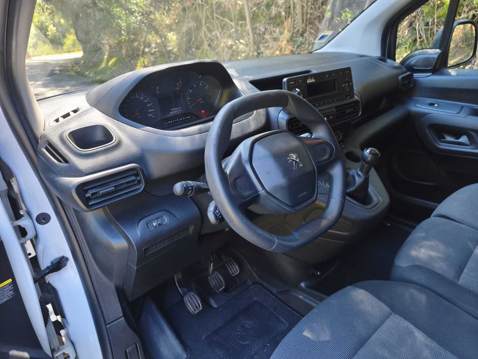 Peugeot Partner 1.6 com IVA Dedutível