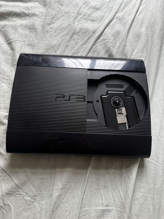 Playstation 3 super slim 500 GB