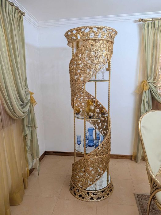 Conjunto sala clássico em talha dourada