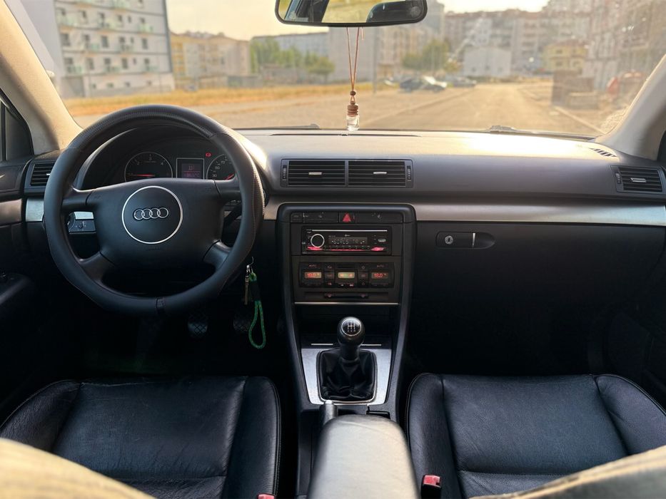Audi A4 1.9 pd130 2001