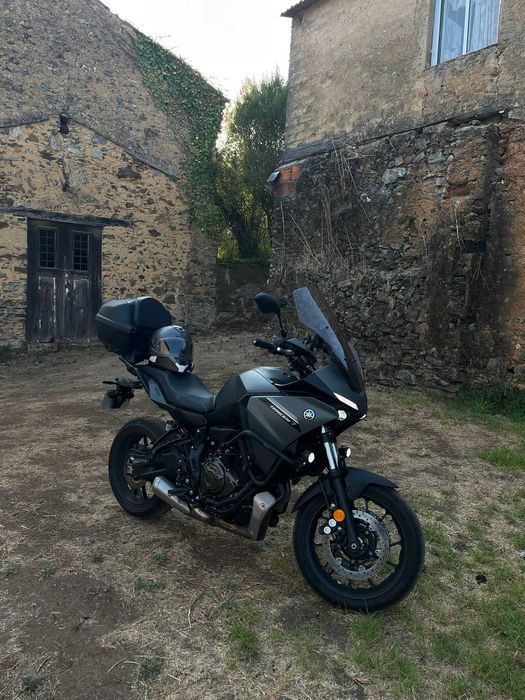 Yamaha Tracer 700, 2022, 8500kms, 7900€ Negociaveis