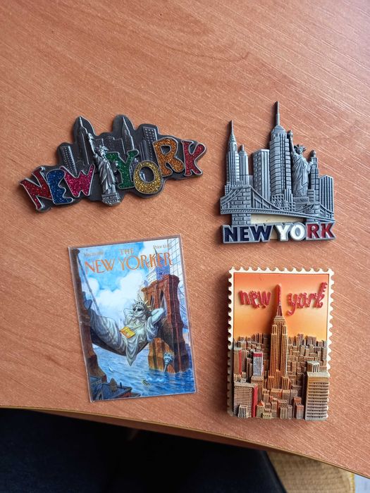 Набор из 4-х сувенирных магнитов "Нью-Йорк" в идеальн.состоян., Харько