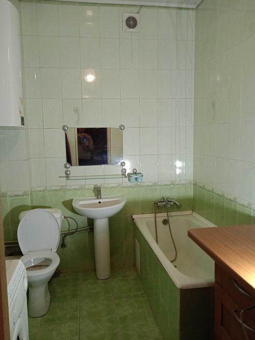 Продам будинок Нова Глеваха, поруч ліс, озеро