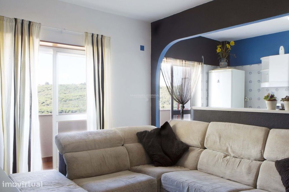 Apartamento T1 Alto dos Moinhos com 1 lugar de parqueamento — São Domingos de Benfica, Lisboa