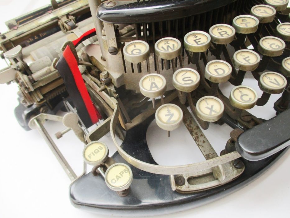 1915 Imperial - Maquina de escrever antiga