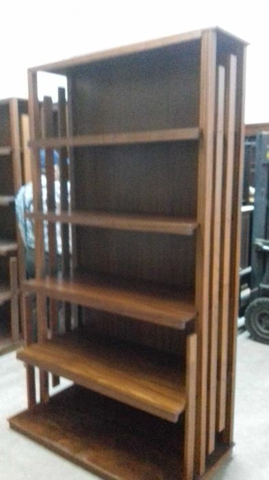 28 Móveis EXPOSITORES em Madeira Maciça p/ Lojas GOURMET e Garrafeiras