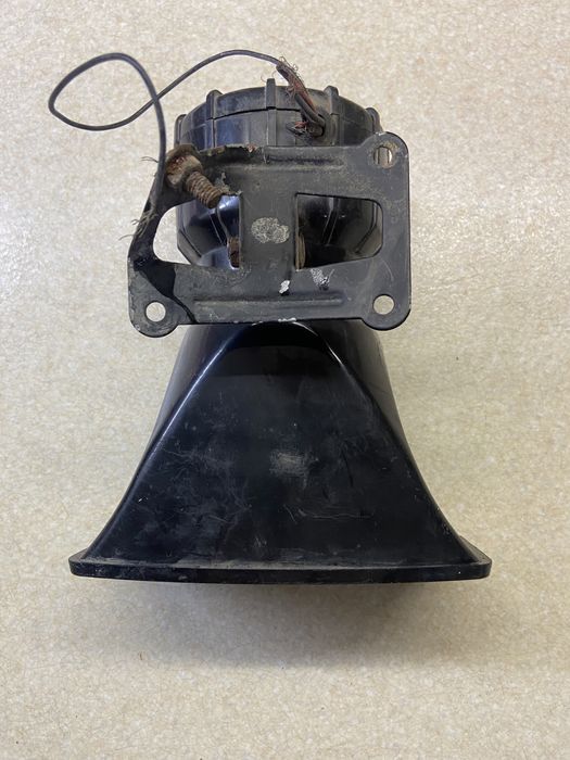 Рупор колокол автомобильный