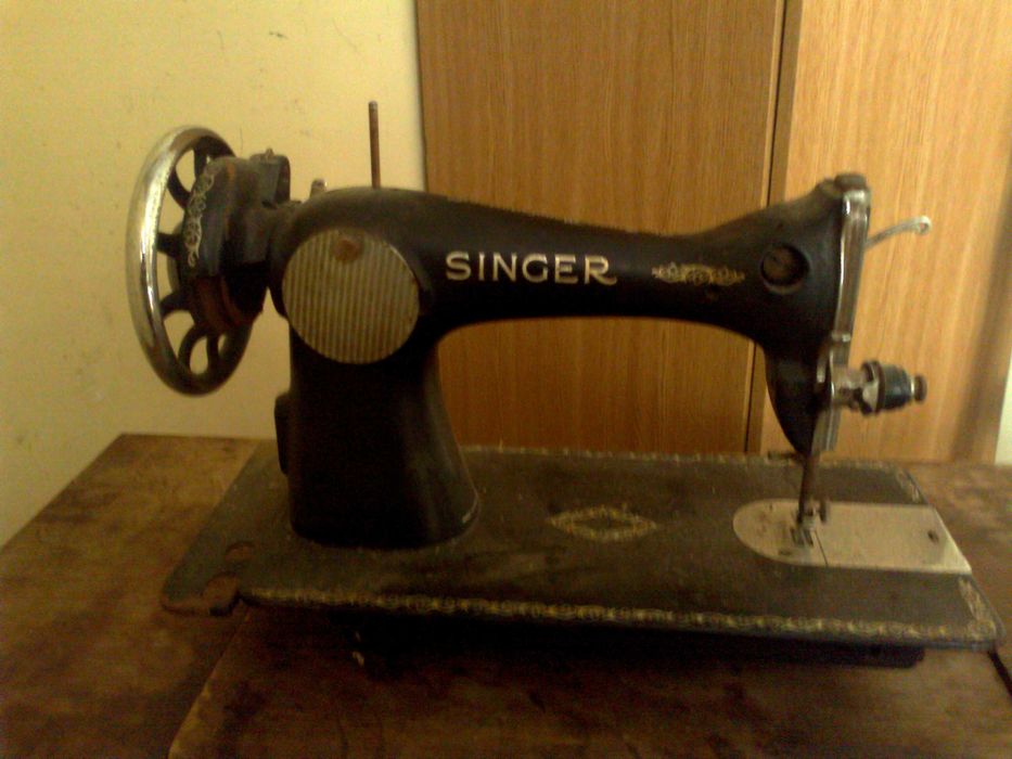 maquina de costura antiga