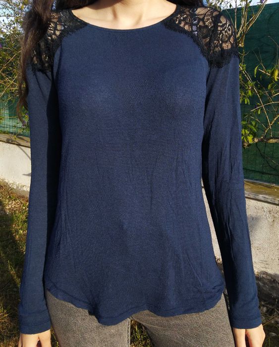 Camisolas e t-shirts da Stradivarius, Mango, Bershka