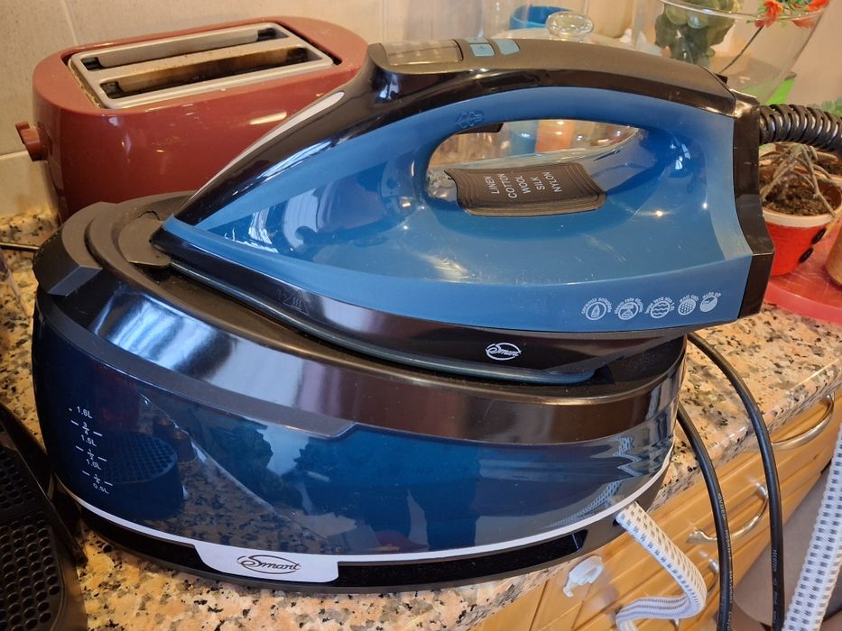Ferro c/ caldeira Smart 2400W