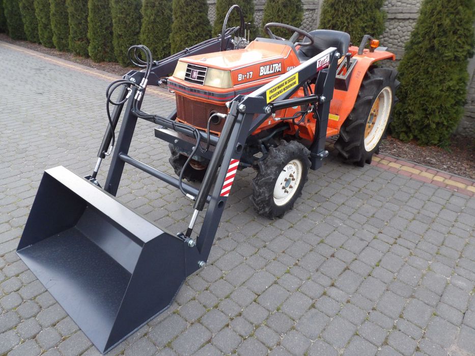 Kubota Bultra B1-17  17 KM 4x4 Tur mini ładowarka traktorek