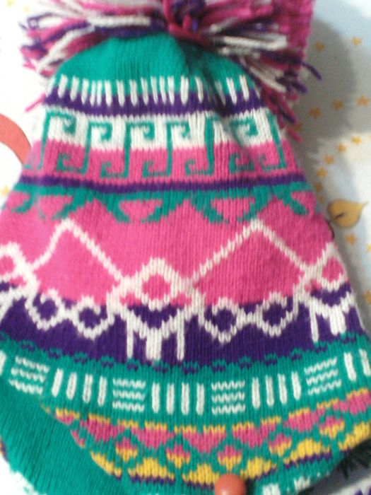 87. Czapeczka dla dziewczynki na 6-12 m-cy