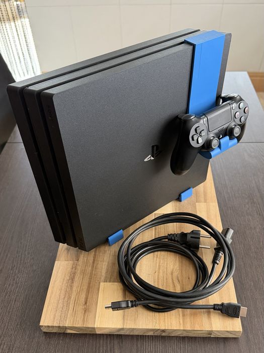 PlayStation 4 Pro (PS4 Pro)