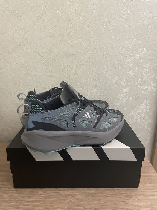 Продам Кросівки Addidas (нормальний стан)