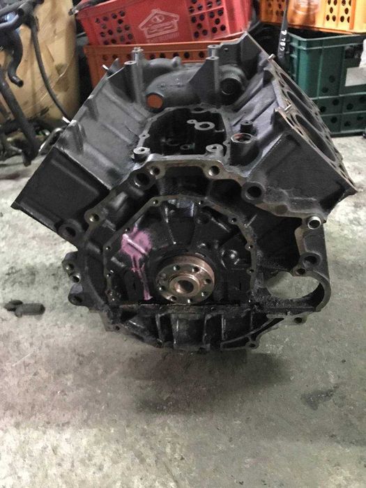 Блок двигуна Audi A6 C5 A4 B6 B7 B5 A8 D2 2.5 TDI VW Skoda VAG 110кв