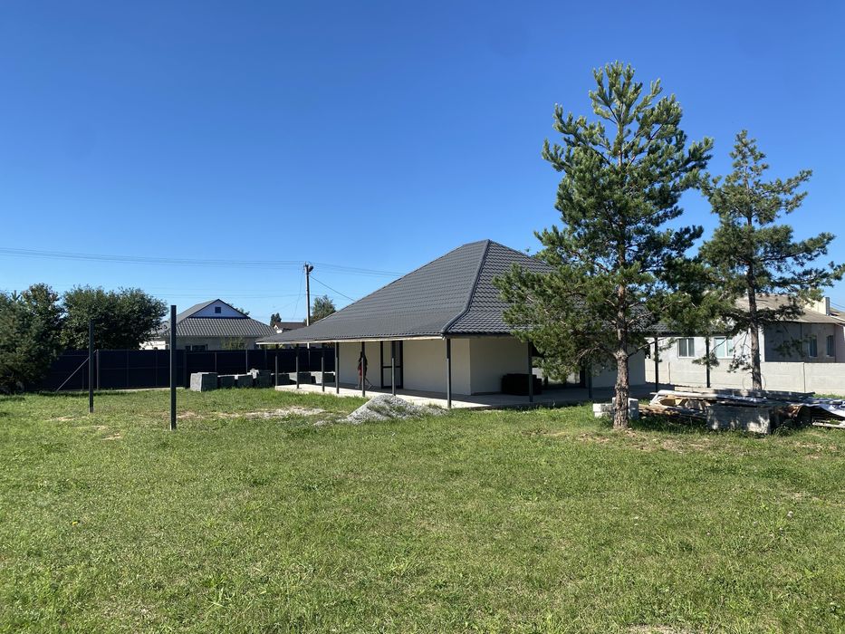 Терміново продам новий будинок смт.Брусилів 70км.Києва