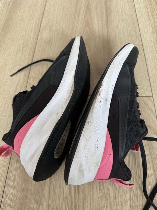 Buty puma 37  czarno rozowe