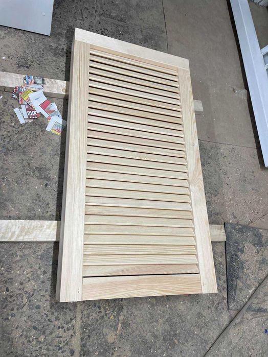 Okiennice lamelowe sosna niemalowane