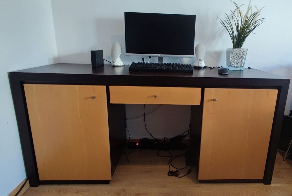 Aparador ou secretária vende se