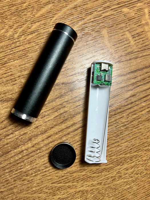 Компактний корпус павер банк на 1 акб 21700( або 18650), power bank