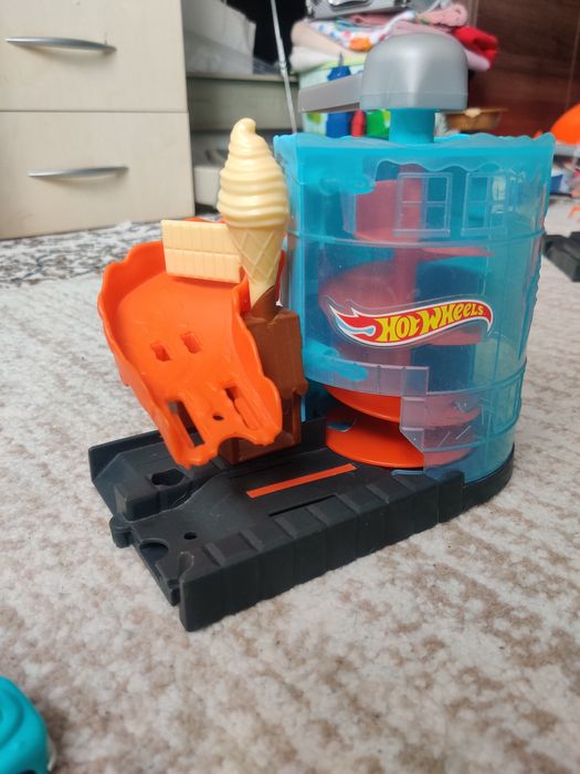 Трек, ігровий набір Hot Wheels, хотвілс