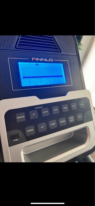 Magnetyczny trenażer eliptyczny ELLYPSIS 3000 - FINNLO orbitrek