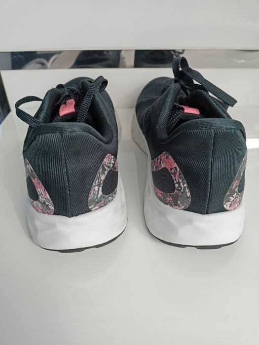 Buty sportowe NB