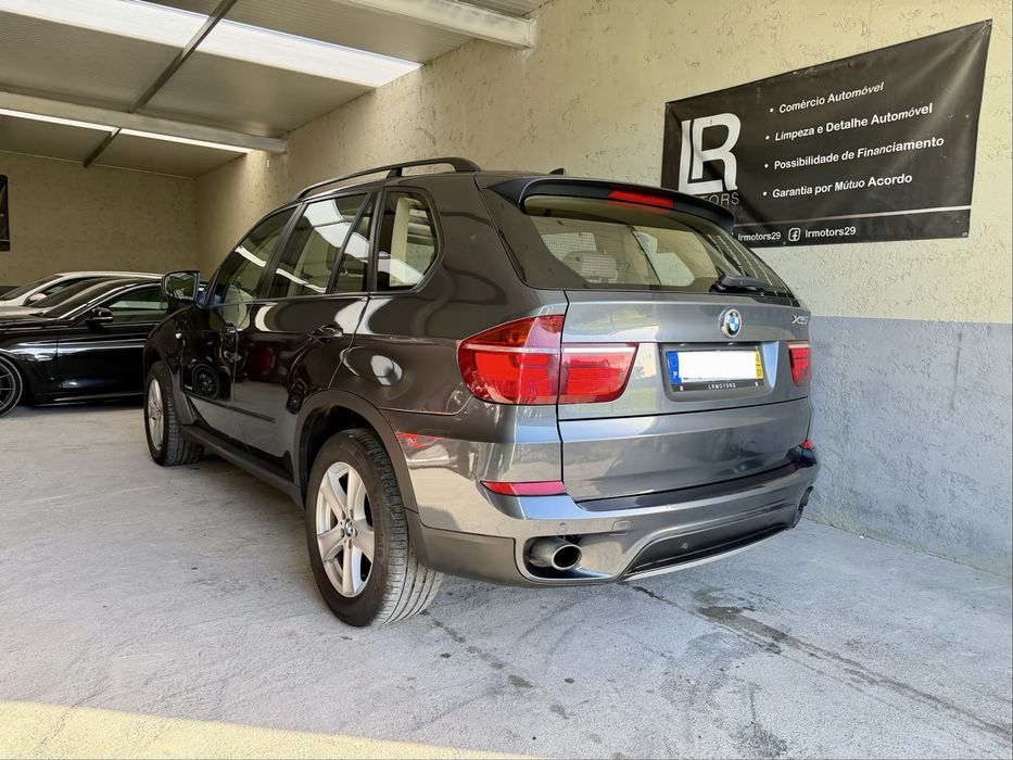 BMW X5 3.0d xDrive 7 lugares - Desde 269€ Mês