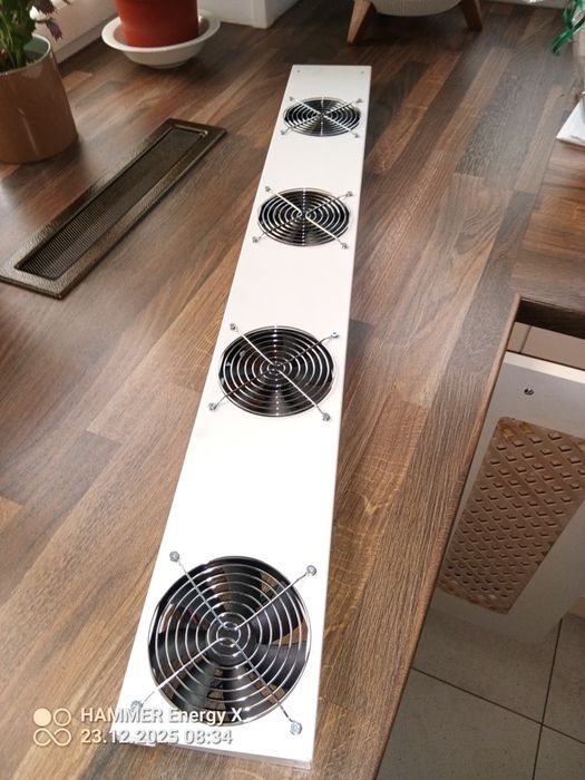 Listwa grzejna pod kaloryfer