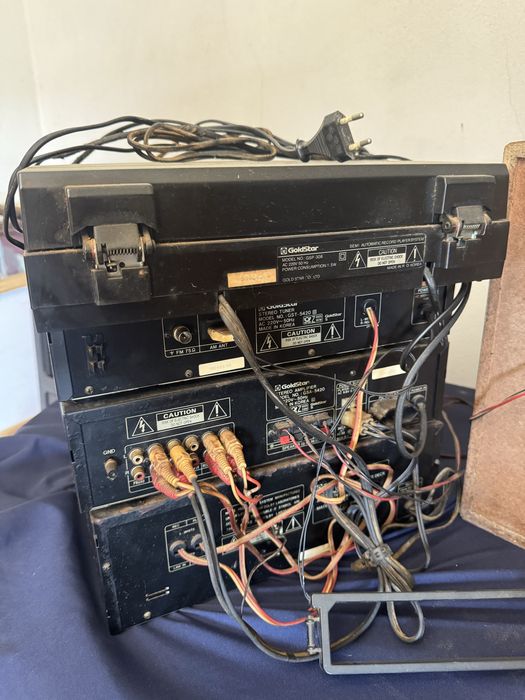 Aparelhagem com gira discos