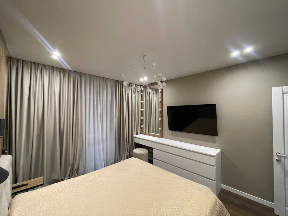 Продам квартиру .