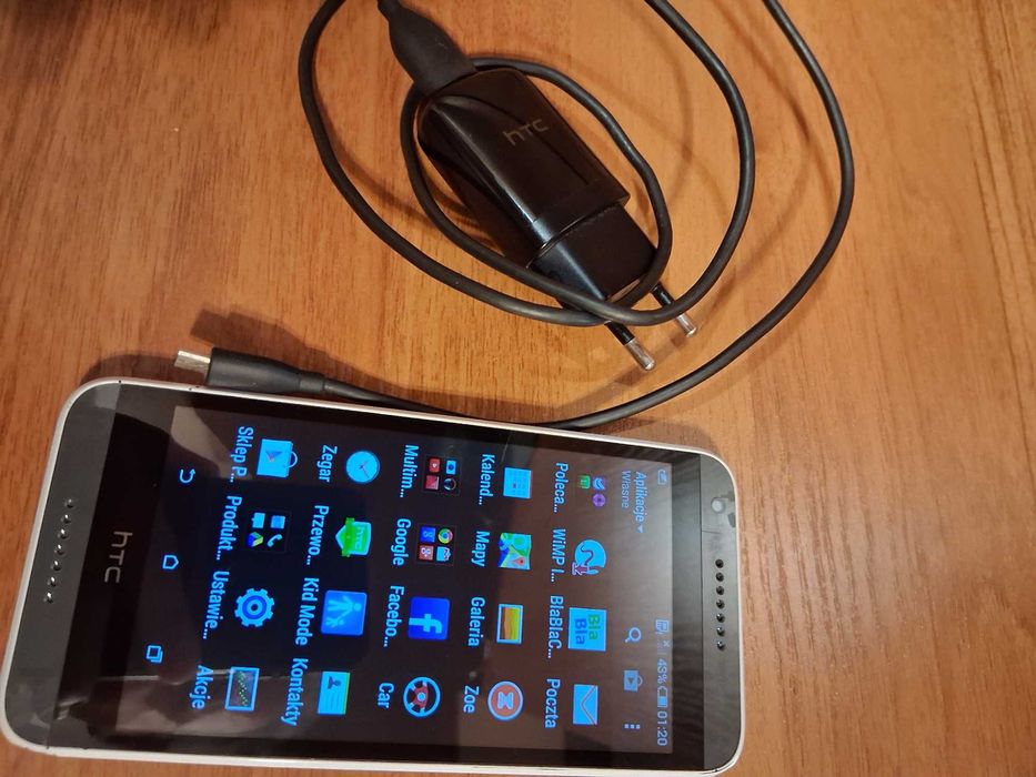 Telefon HTC Desire 620