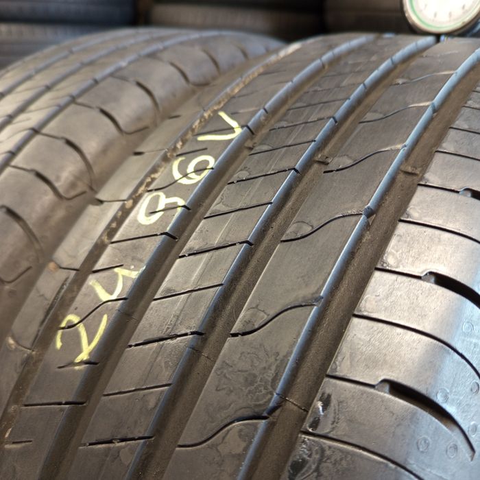 205/60/R16 Goodyear Efficient Grip Performance 2