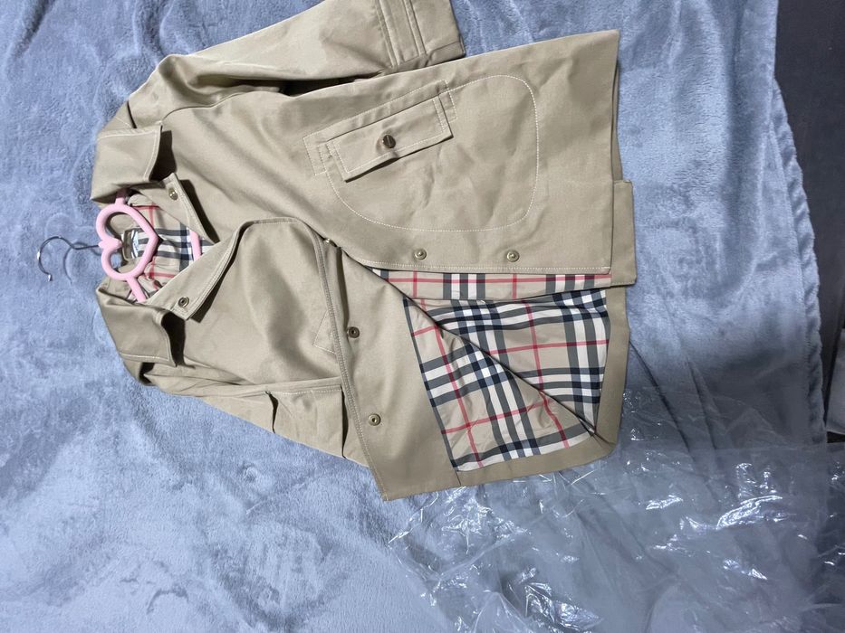 Тренч дитячий Burberry, новий 110 розмір