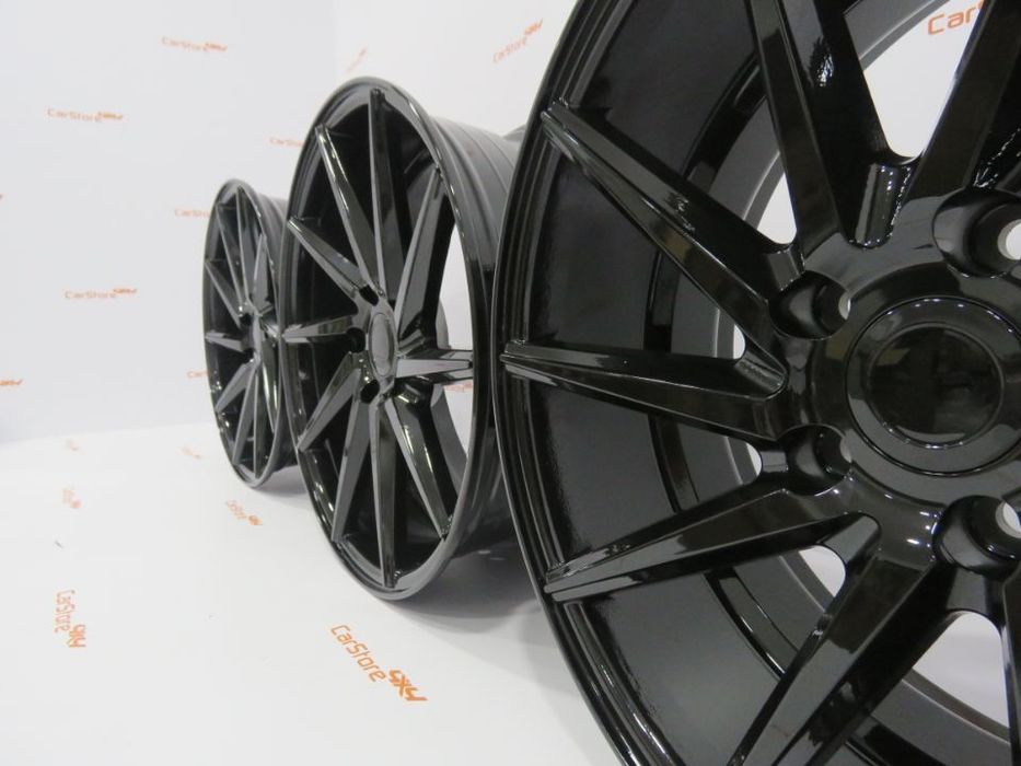 Jantes Look Vossen CVT 18 x 8 et 40 5x112 Preto Brilhante