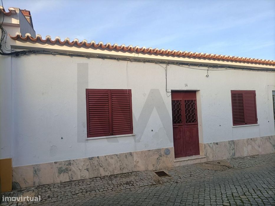 Moradia T4 com Garagem em Vidigueira