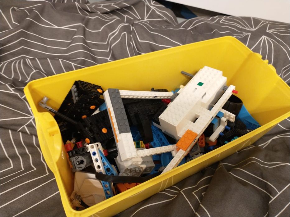 Zestaw kreatywny LEGO Boost 17101 5w1