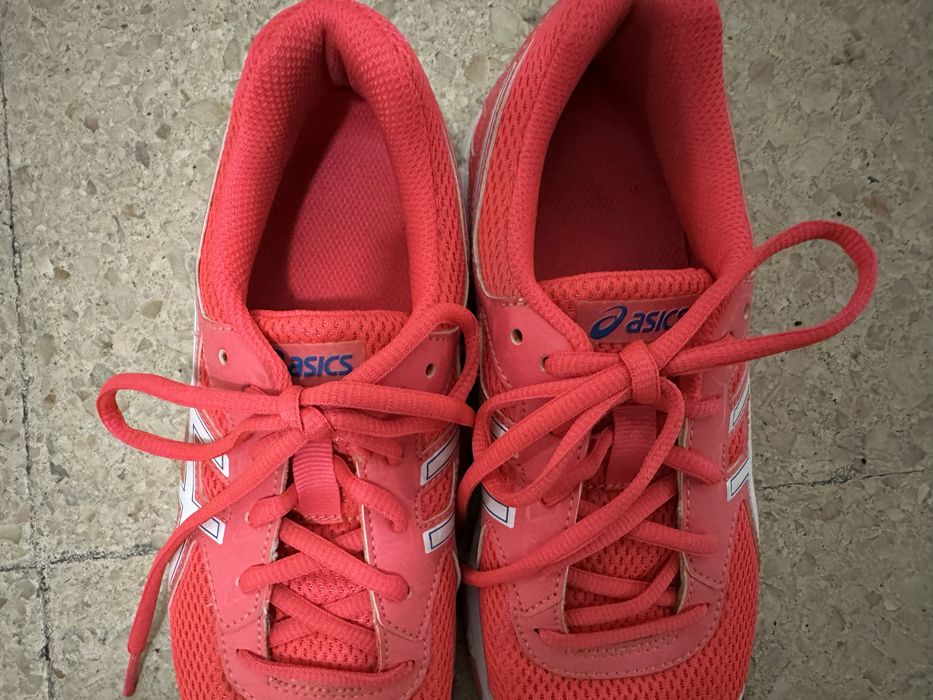 Ténis ASICS cor de rosa. Tam: 37