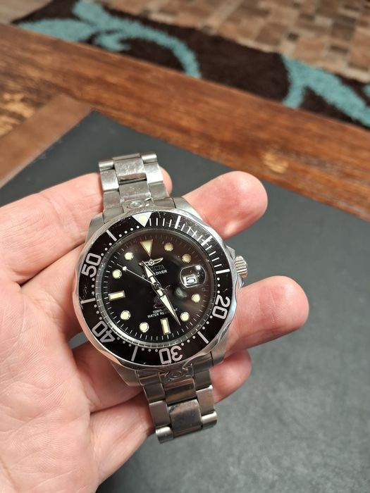 Продаю мужские механические часы