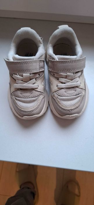 Buty dla dziecka hm 20/21