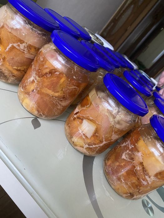 Мясо тушковане стерелізоване в автоклаві