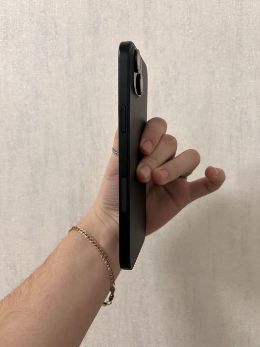 Iphone 15 plus E-Sim б/у в хорошому стані